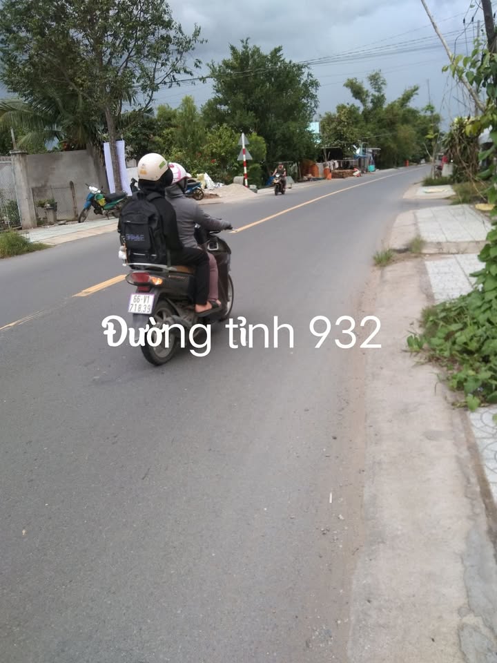 Đất nền mặt tiền tỉnh 932 Phú Tân 300m² giá 2.2 tỷ - Cơ hội đầu tư tuyệt vời!