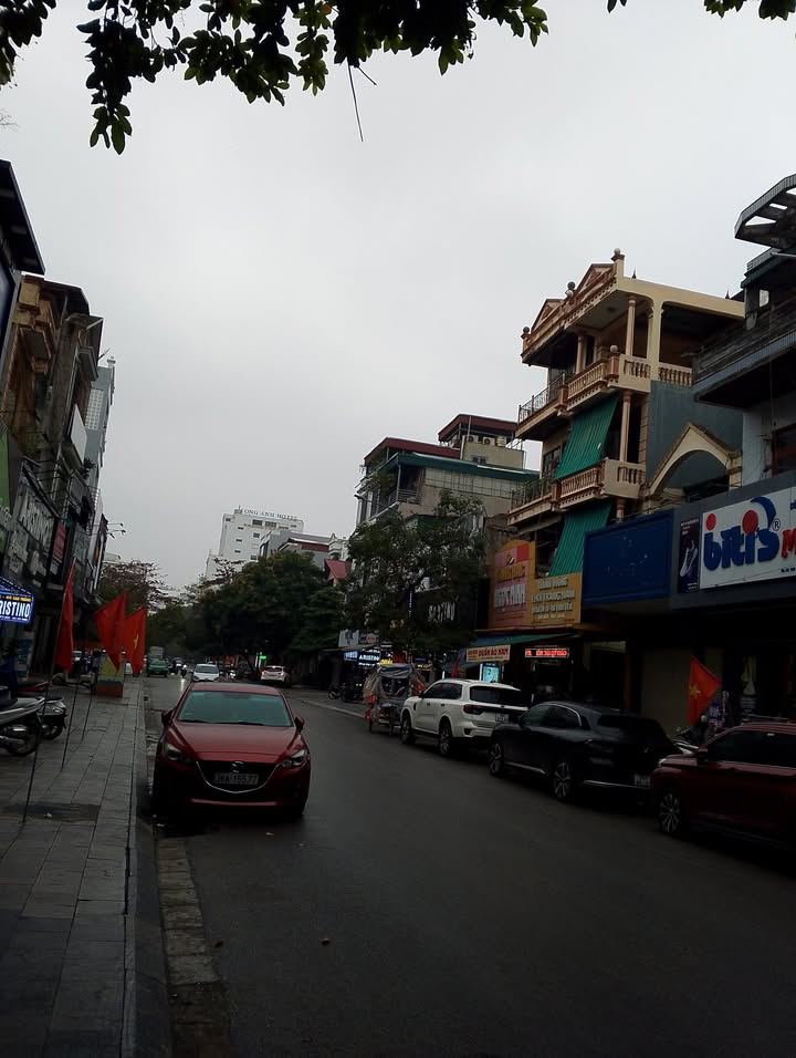 Nhà mặt tiền đường Cao Thắng, Thanh Hóa 186m² giá 22 tỷ - Vị trí đắc địa kinh doanh sầm uất!