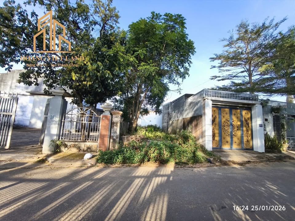 Đất hẻm 181 Nguyễn Khuyến, Buôn Ma Thuột 132m² giá 5.79 tỷ - Vị trí đẹp, thuận tiện!