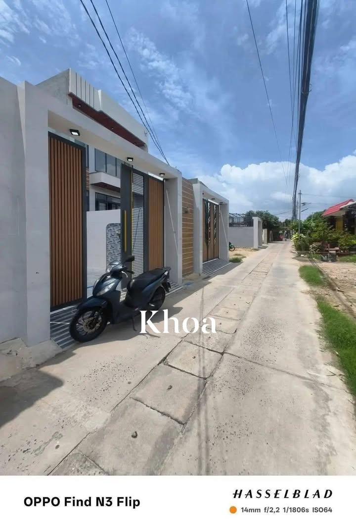 Đất nền Hải Lâm khu A, 100m² giá 1.42 tỷ - Sổ riêng, xây dựng tự do!