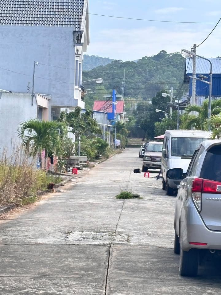 Đất nền Xã Dương Tơ Phú Quốc 102m² giá 1 tỷ - Đầu tư sinh lời ngay!