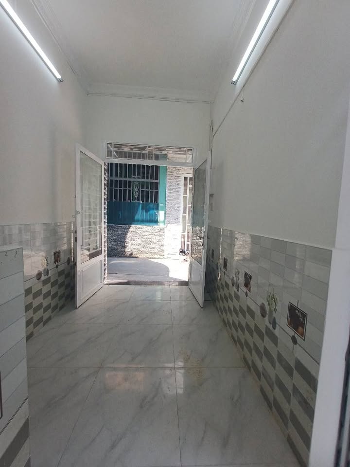 Nhà góc đường Lưu Hữu Phước, Quận 8, 19m² giá 1.72 tỷ - Thoáng mát, an ninh!