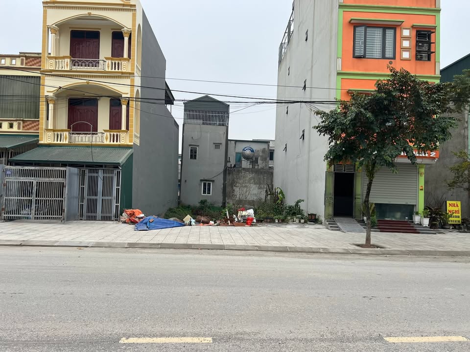 FrontHouse mặt đường Trục Chính D5 Lê Hồng Phong 107m² giá 5.35 tỷ - Đầu tư sinh lời ngay!