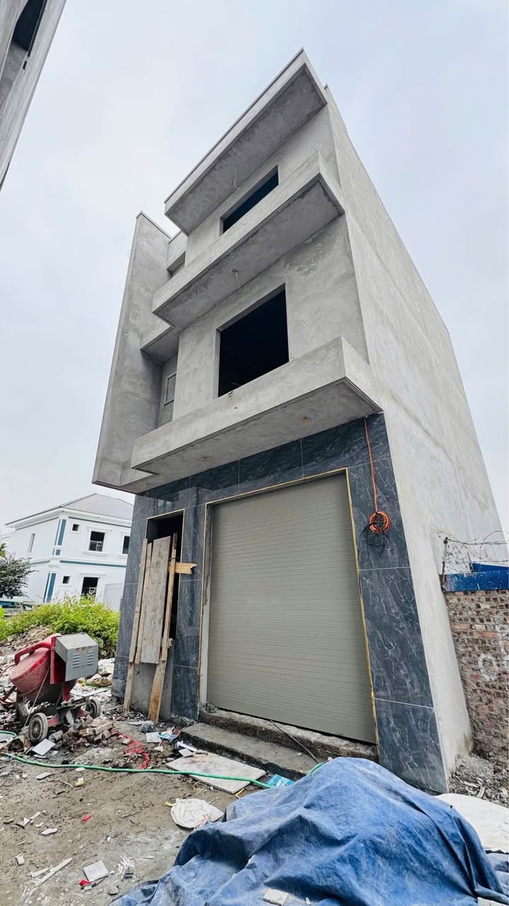 Nhà 3 tầng tại Hồng Thái, An Dương, 64m² - Chính chủ bán gấp!