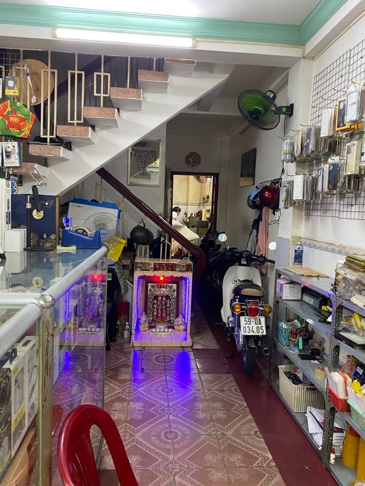 Nhà phố Nguyễn Tri Phương, Quận 10, 38m² giá 13.2 tỷ - Vị trí đắc địa, hoàn công đầy đủ!