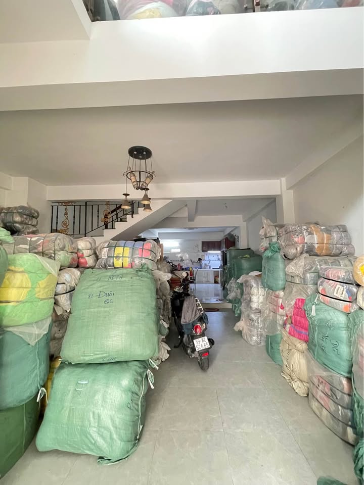 Nhà mặt tiền chợ Bình Long, 103m² giá 9 tỷ - Kinh doanh tốt, có dòng tiền!