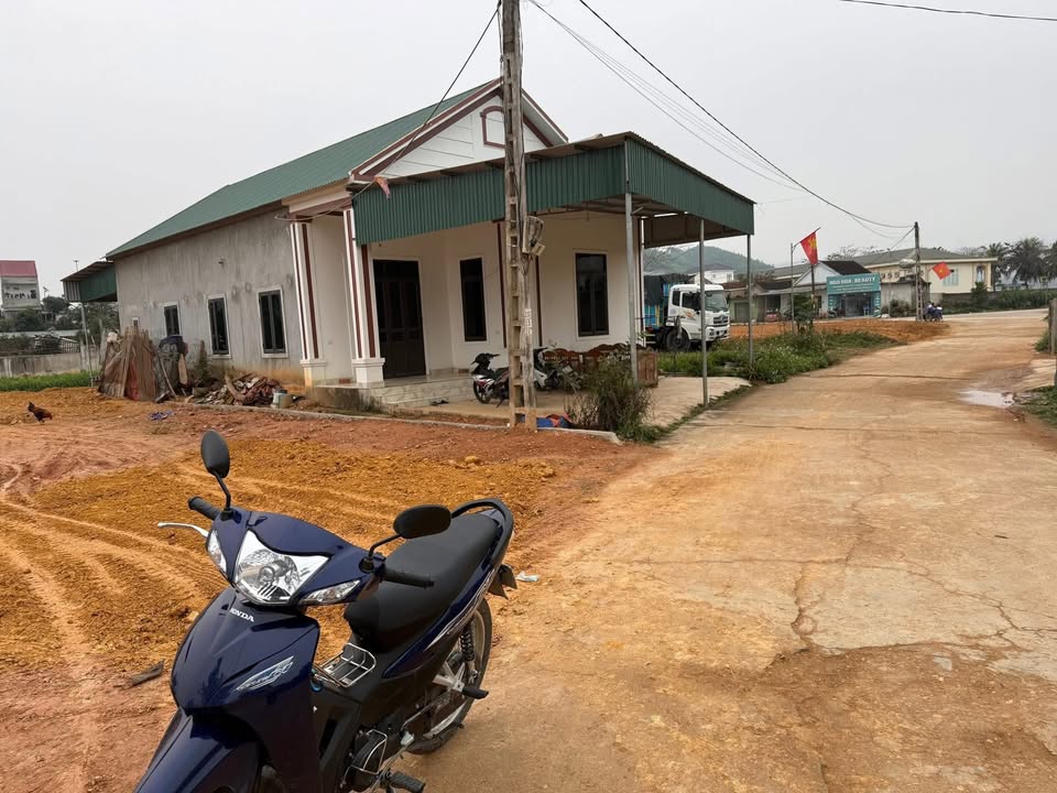 Đất nền Nghĩa Trung 315m² giá thỏa thuận - Vị trí đắc địa gần trường học!