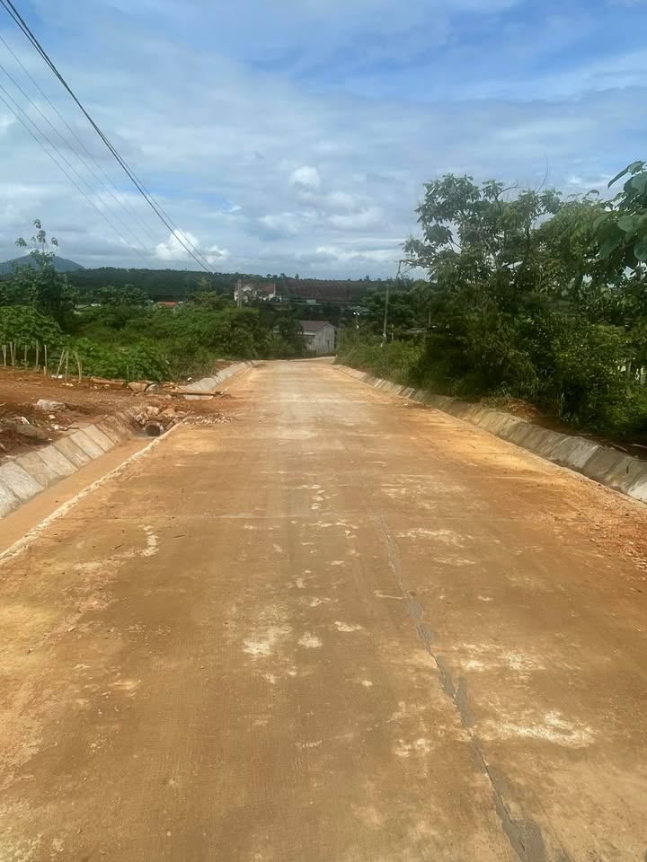 Đất thổ cư 650m² tại La Ngà, Định Quán - Giá tốt chỉ 900 triệu!