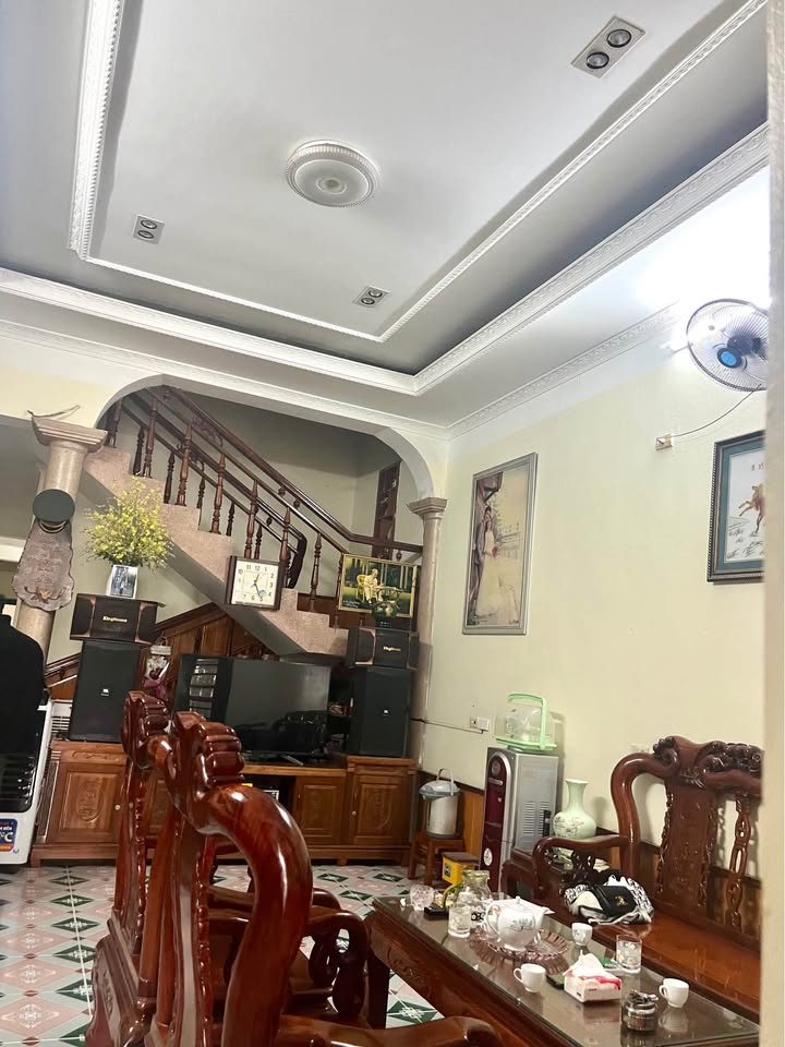 Nhà 2 tầng Phường Gia Sàng 113m² giá 4.x tỷ - Chính chủ bán gấp!