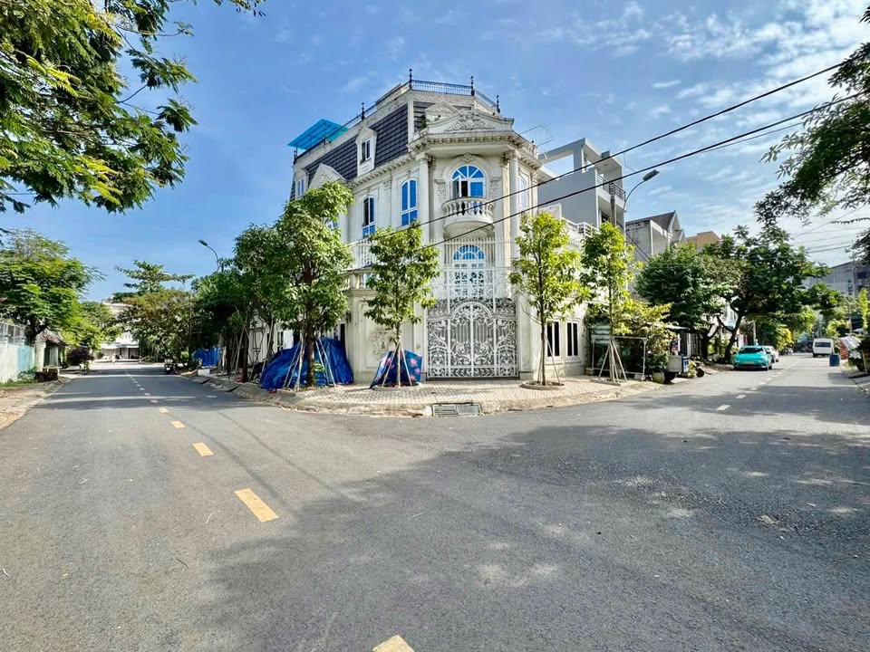 Đất nền KDC 10 Mẫu, Bình Trưng Tây, 100m² - Sổ hồng chính chủ