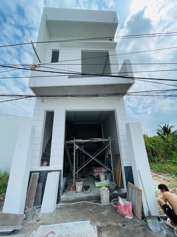 Nhà 1 Trệt 1 Lầu Thường Thạnh Cái Răng 44m² giá 1.55 tỷ - Đẹp mới, sổ hồng chính chủ!