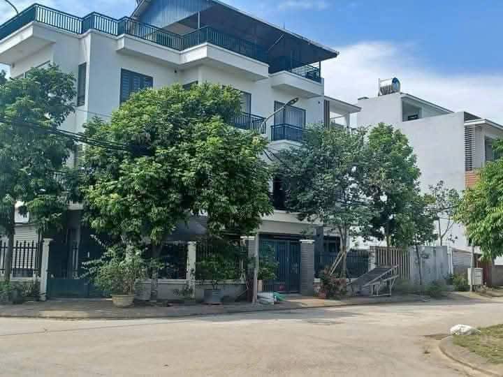 Đất KĐT Chi Đông 150m² giá 7 tỷ - Mặt tiền 6m, view vườn hoa