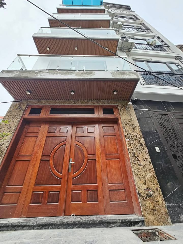 Nhà phố 6 tầng Long Biên 60m² giá 11.5 tỷ - Thiết kế hiện đại, sẵn sàng vào ở!