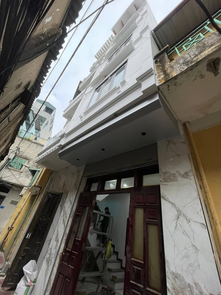 Nhà mặt tiền Yết Kiêu, Hà Đông 34m² giá 9 tỷ - Thiết kế hiện đại, ở ngay!