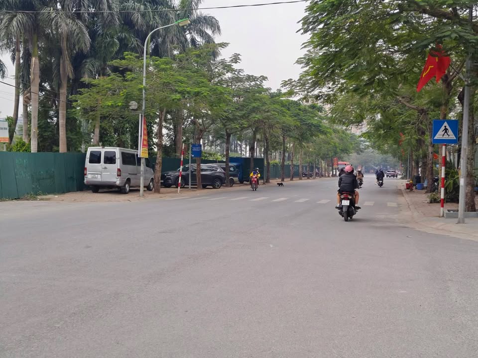 Nhà 4 tầng Phường Việt Hưng 45m² giá 5 tỷ - Không thể bỏ lỡ!