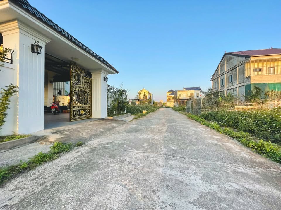 Đất đấu giá Cửa Lò 201,6m² giá 4.9 tỷ - Vị trí trung tâm, tiềm năng phát triển!