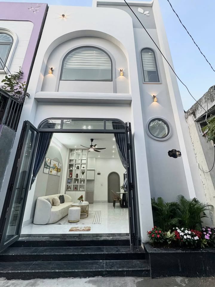 Nhà đẹp hẻm 388Z Nguyễn Văn Cừ, 47m² giá 3.08 tỷ - Sẵn sàng vào ở ngay!