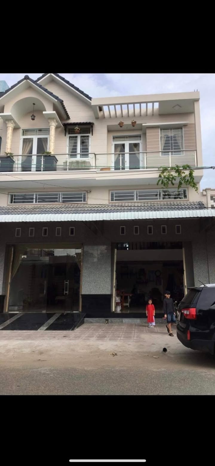 Nhà mặt tiền chợ Quốc Thái, xã Nhơn Hội, 210m² giá 5.7 tỷ - Kinh doanh sầm uất!