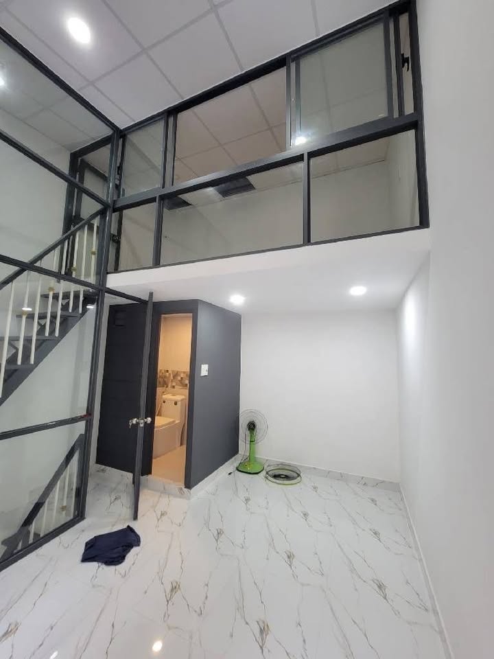 Nhà riêng hẻm 42 Nguyễn Thượng Hiền, Quận 3 - 4.5 tỷ - Nhà mới sửa, vào ở ngay!