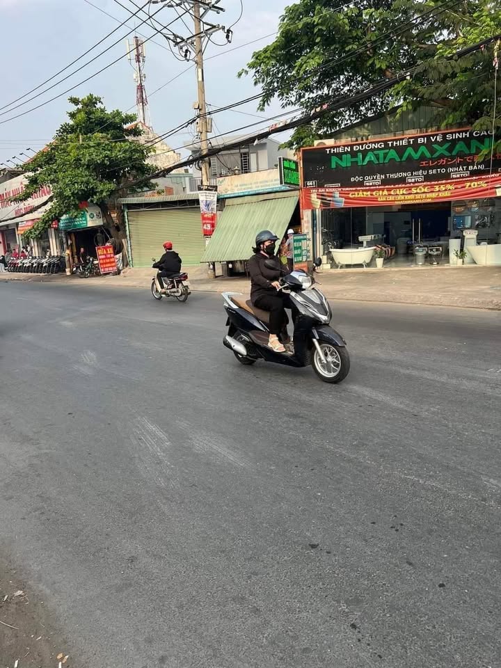 Nhà mặt tiền Nguyễn Ảnh Thủ, Quận 12, diện tích 84m², giá 7.9 tỷ - Vị trí kinh doanh đắc địa!