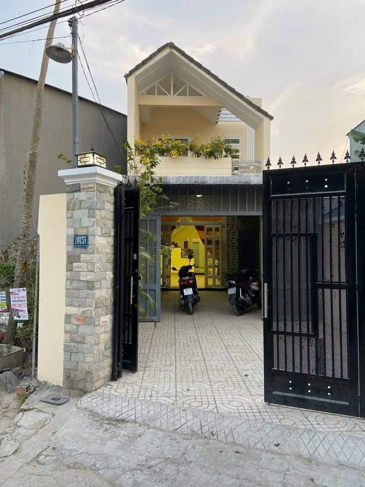 Nhà bán Thới Tam Thôn Hóc Môn 175m² giá 4.9 tỷ - Sẵn sàng vào ở ngay!