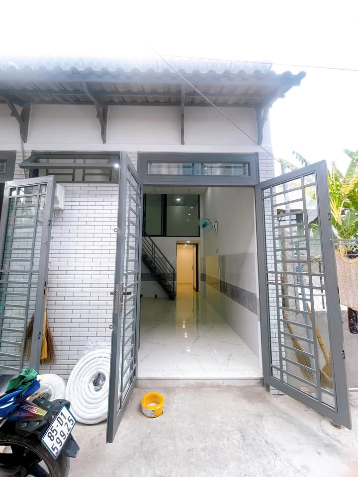 Nhà riêng tại An Phú Đông, Quận 12, 35m² giá 1.35 tỷ - Hẻm 4m thoáng đãng!