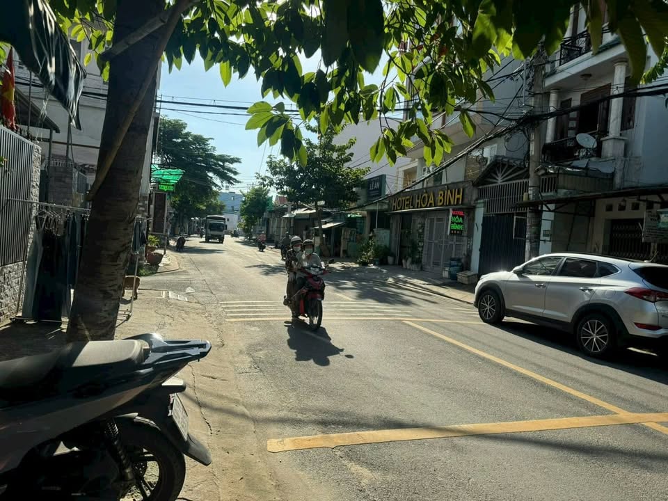 Nhà mặt tiền Huỳnh Thị Hai, Quận 12, 60m² giá 5.5 tỷ - Đầu tư sinh lời ngay!