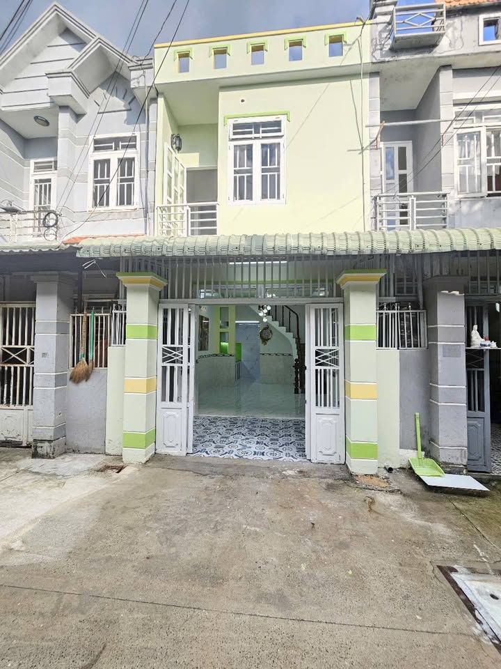 Nhà 1 lầu hẻm 4m Xuân Thới Sơn 32m² giá 1.49 tỷ - Sẵn sàng vào ở ngay!