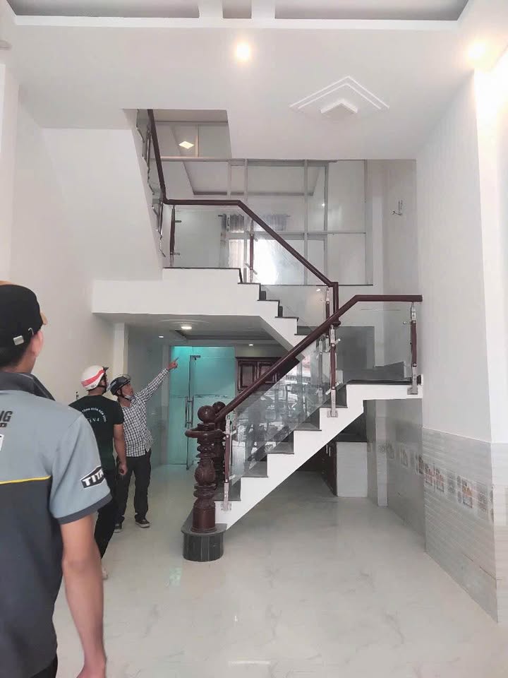 FrontHouse Phạm Thị Giây, Hóc Môn 72m² giá 6.5 tỷ - Đầu tư sinh lời ngay!