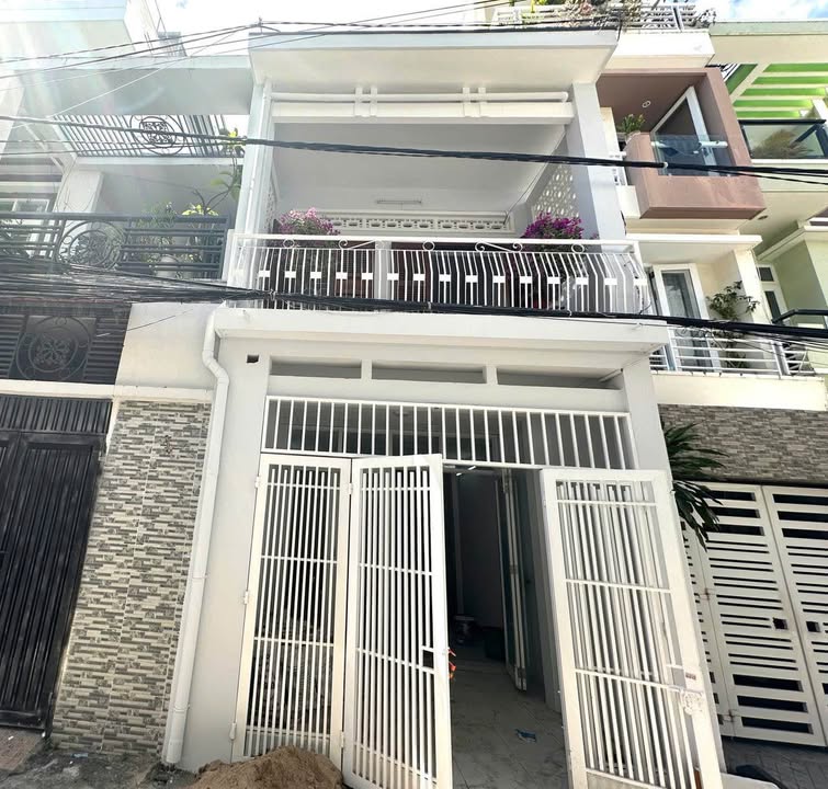 Nhà riêng tại Nha Trang 51.8m² giá 5.5 tỷ - Chính chủ bán gấp!