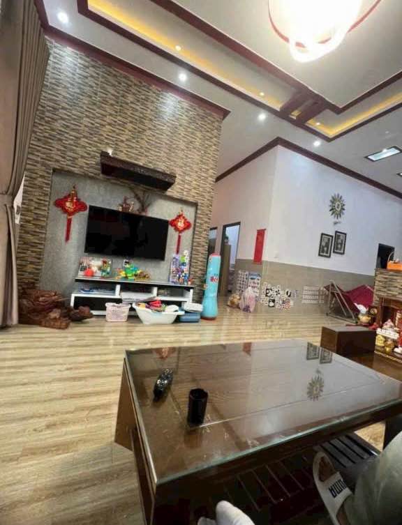 Nhà mặt tiền đường nhựa lớn B'lao 295m² giá 3.6 tỷ - Đầu tư sinh lời hiệu quả!