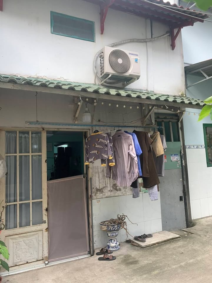 Nhà bán gấp tại An Phú Đông, Quận 12 - 78.8m² - Giá chỉ 2.65 tỷ!