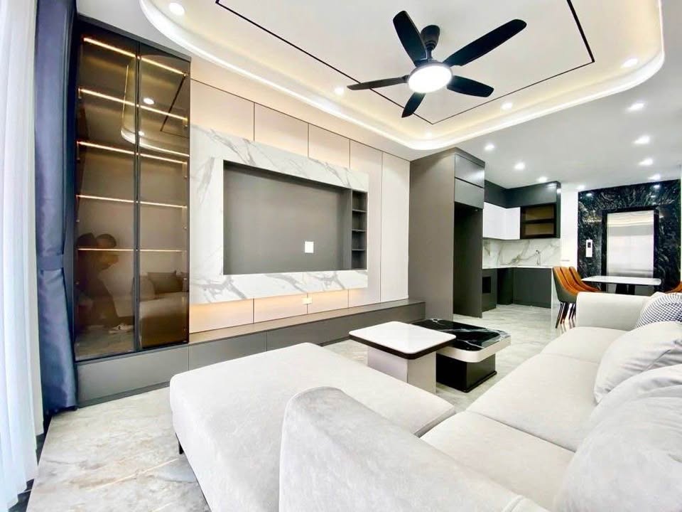 Nhà phố Phúc Lợi, Long Biên 37m² giá 7 tỷ - Full nội thất, gần ô tô!