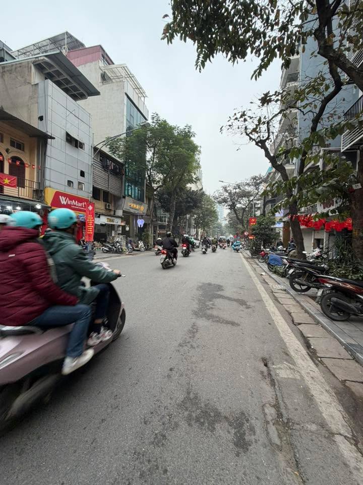 Căn hộ ngõ 78 phố Lê Duẩn 19m² giá 2.1 tỷ - Thiết kế thông minh, vị trí trung tâm!