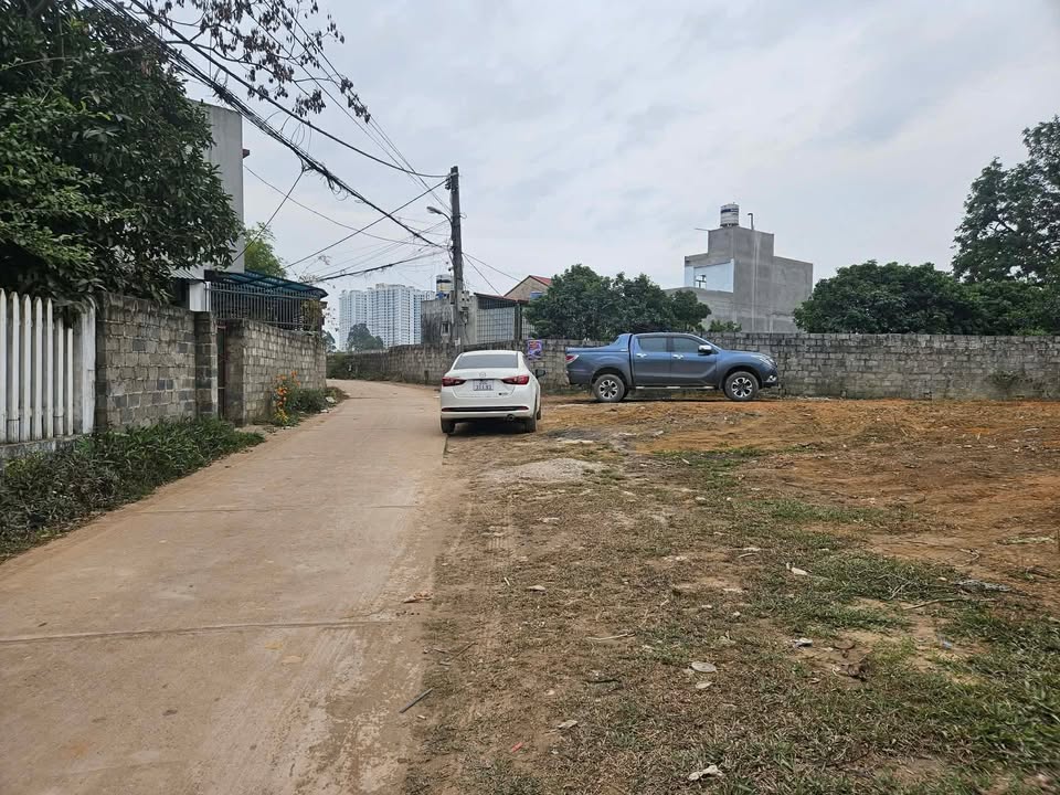 Lô đất KDC 12 Cổng Tam Quan 80,1m² giá 2,6 tỷ - Vị trí vàng, xây dựng dễ dàng!