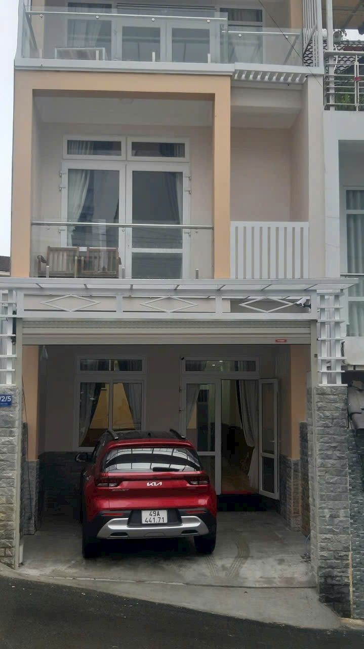 Nhà hẻm ô tô phường 9 Đà Lạt 88m² giá 6.8 tỷ - Sẵn sàng vào ở ngay!