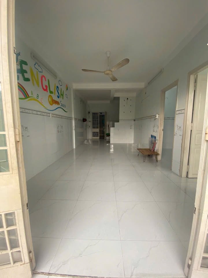 Chung cư Tản Đà Quận 5 62.6m² giá 3.3 tỷ - Vị trí đắc địa, view đẹp!