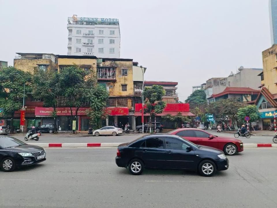 Căn hộ Tập thể Ngọc Khánh, Quận Tây Hồ 70m² giá 6.3 tỷ - Lô góc 2 mặt phố, view Hồ Giảng Võ!