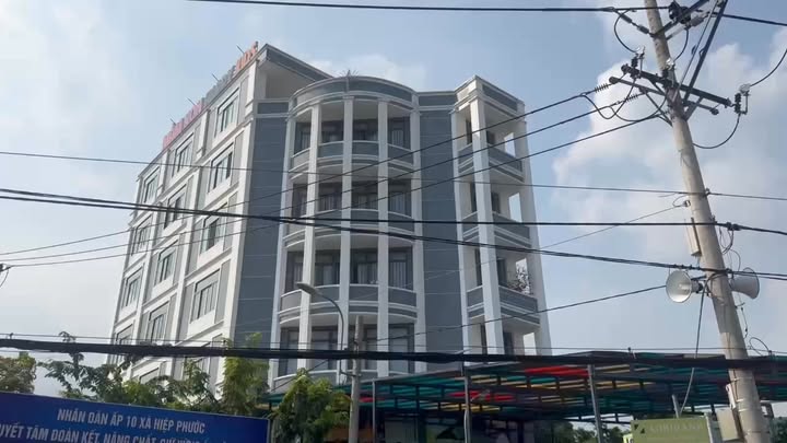 Tòa nhà mặt tiền Lê Văn Lương 600m² - Đầu tư sinh lời 35 tỷ