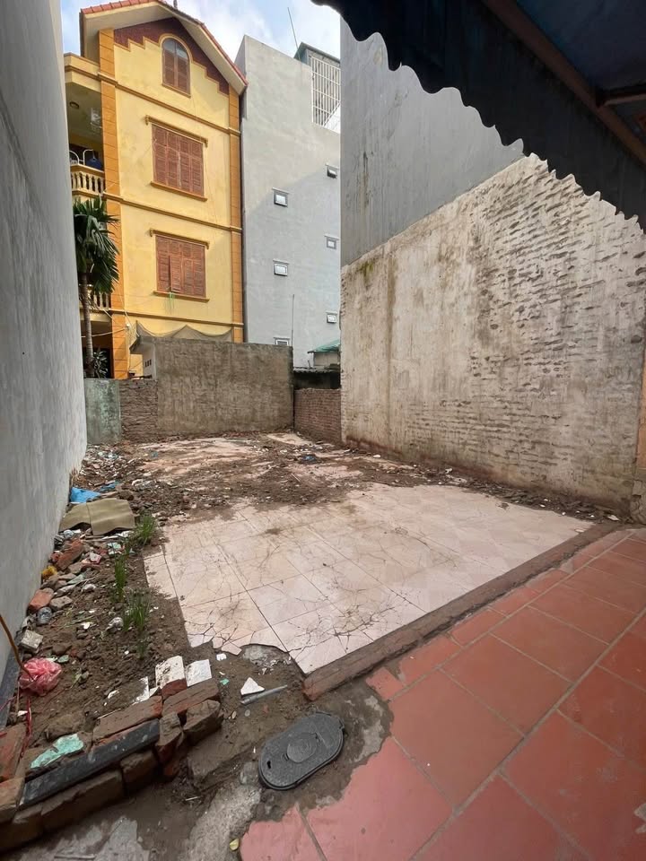 Đất nền Lĩnh Nam 40m² giá 7 tỷ - Đầu tư sinh lời ngay!