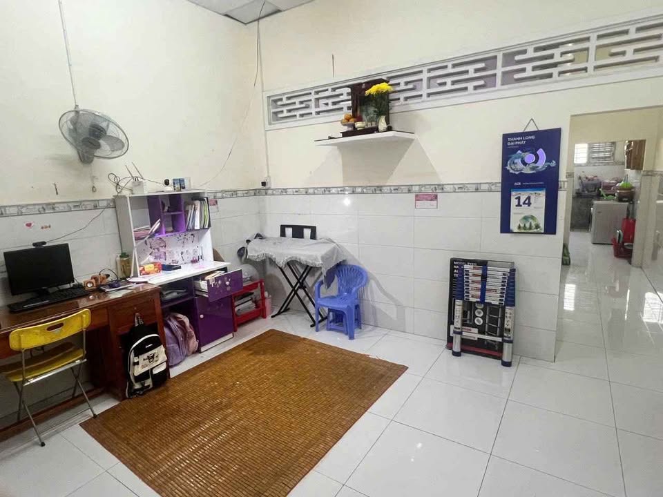 Nhà phố nhỏ xinh Đường số 4, Bến Tre 61.2m² giá 950 triệu - Dọn vào ở ngay!