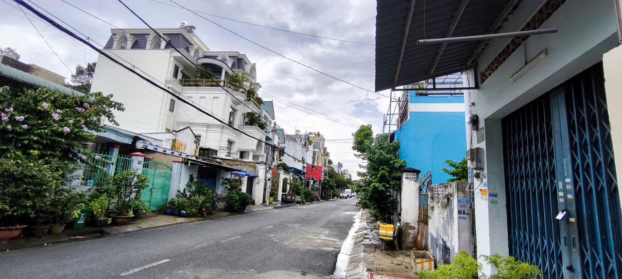 Dãy trọ mặt tiền Hiệp Thành 18, Quận 12, 94m² giá 7.39 tỷ - Đầu tư sinh lời ngay!