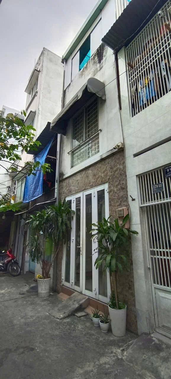 Nhà riêng hẻm Tô Hiến Thành, Quận 10, Diện tích 27m², Giá 5.65 tỷ - Chính chủ bán gấp!