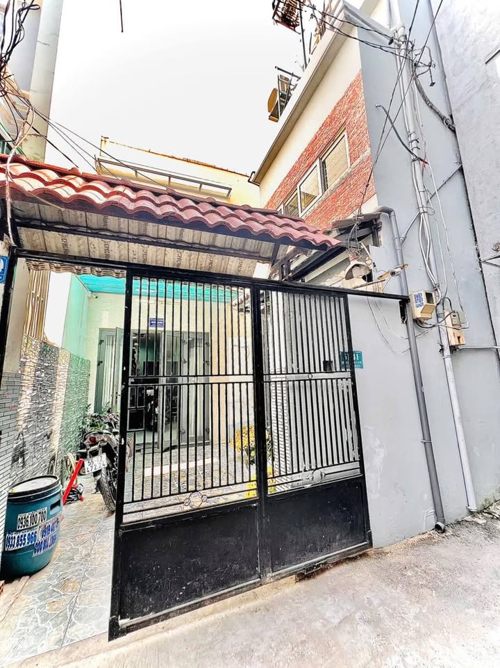 Nhà Gò Vấp 26m² giá 3.68 tỷ - Nhà mới đẹp, vào ở ngay!