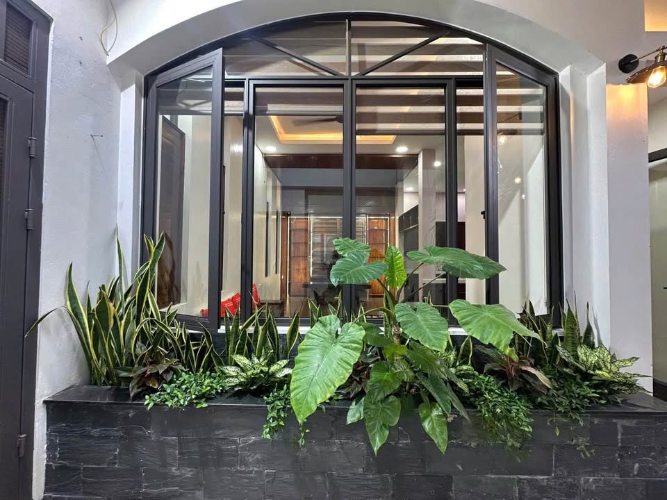 Nhà phố kinh doanh Ngô Quyền, Lào Cai 286m² giá 15 tỷ - Đầu tư sinh lời ngay!