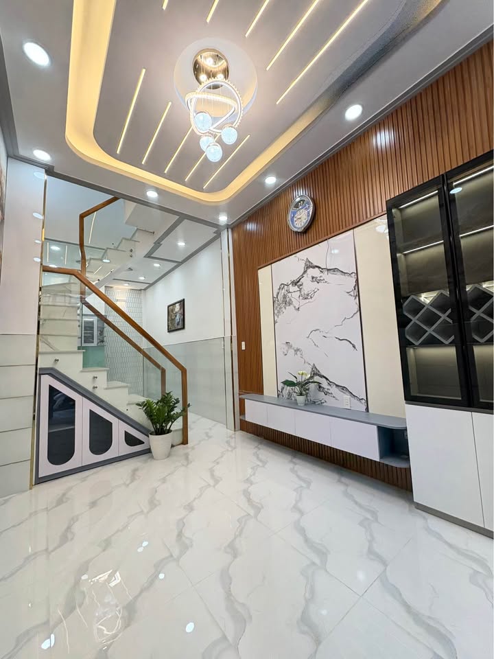 Nhà đẹp Tân Hòa Đông 30.2m² giá 3 tỷ - Sổ đỏ chính chủ, vào ở ngay!