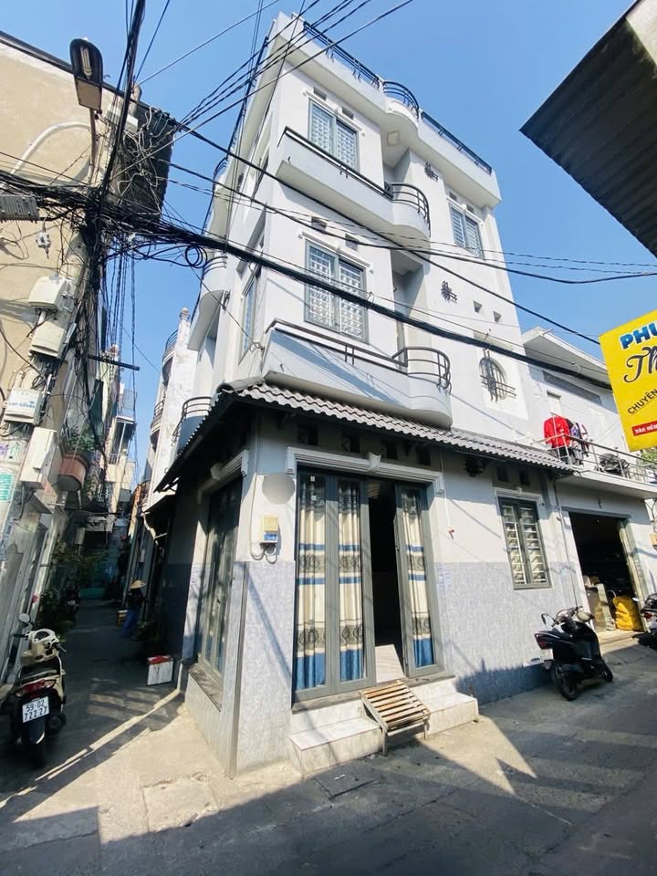 Nhà đẹp 3 tầng Tỉnh Lộ 10, Bình Trị Đông B, 39m² giá 4.55 tỷ - Sổ hồng chính chủ