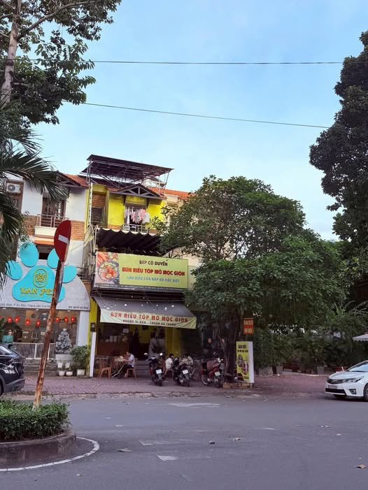 Nhà mặt tiền Nguyễn Quý Đức, Thủ Đức, 100m² giá 35 tỷ - Đầu tư sinh lời hiếm có!