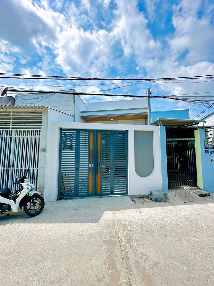 Nhà mặt tiền hẻm 81 Trương Định, Rạch Giá 80m² giá 1.68 tỷ - Chính chủ bán gấp!