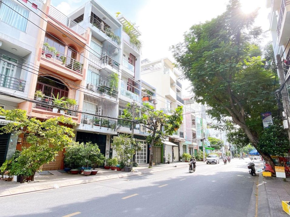 Nhà phố Lạc Long Quân, Quận Tân Bình 59m² giá 6.95 tỷ - Cơ hội đầu tư tuyệt vời!